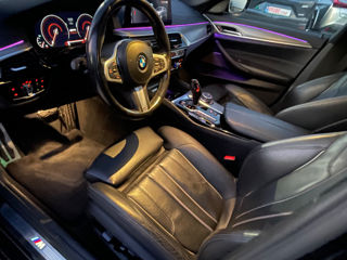 BMW 5 Series foto 7