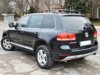 Volkswagen Touareg foto 7