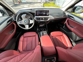 BMW iX3 foto 9