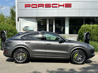 Porsche Cayenne Coupe foto 5