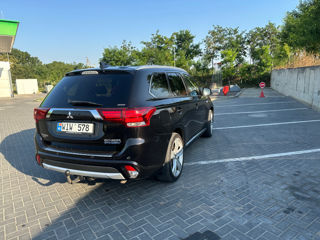 Mitsubishi Outlander foto 5