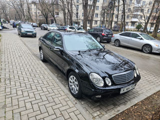 Mercedes E-Class foto 9