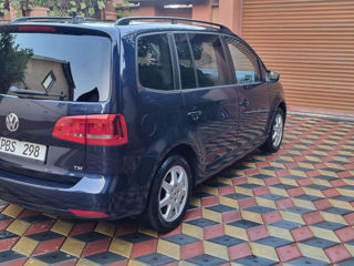 Volkswagen Touran foto 6