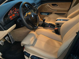 BMW 5 Series foto 6