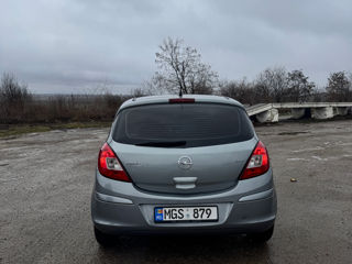 Opel Corsa foto 2