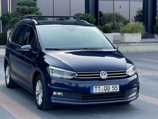 Volkswagen Touran foto 2