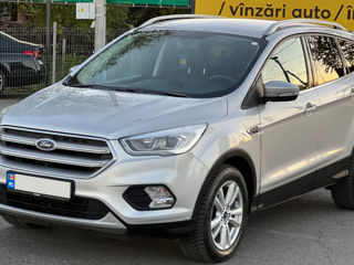 Ford Kuga foto 4