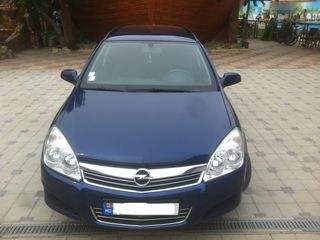 Opel Astra foto 2