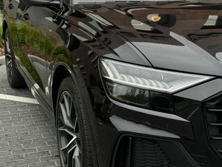 Audi Q8 foto 4