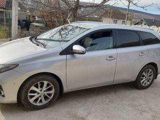 Toyota Auris foto 4