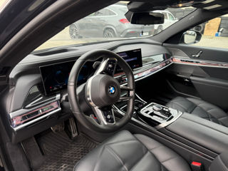 BMW 7 Series foto 6