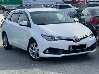 Toyota Auris foto 4