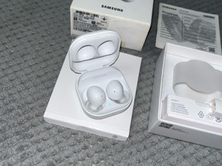 Samsung Galaxy buds 2 foto 3