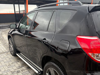 Toyota Rav 4 foto 4