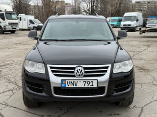 Volkswagen Touareg foto 2