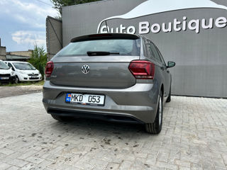 Volkswagen Polo foto 7