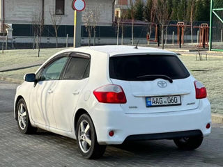 Toyota Auris foto 4