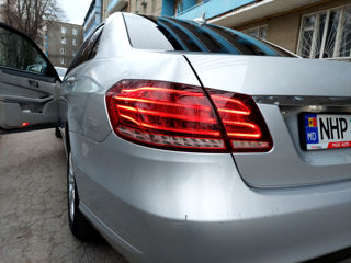 Mercedes E-Class foto 8