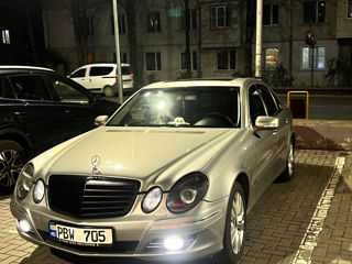 Mercedes E-Class foto 9