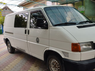 Volkswagen T4 foto 1