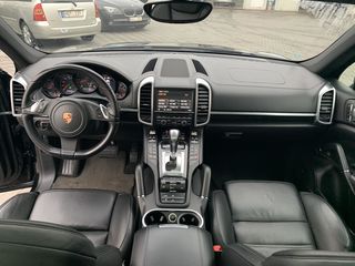 Porsche Cayenne foto 18