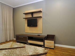 Apartament cu 2 camere, 60 m², Telecentru, Chișinău foto 2