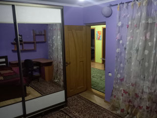 Se incheriaza casa la telicentru in zona foarte buna direct de la,stapin. 3 dormitoare 90m2 linga pi foto 9