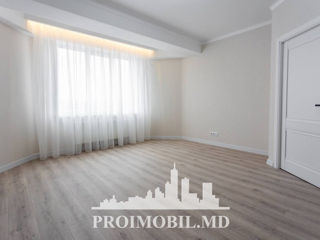 Apartament cu 2 camere, 76 m², Buiucani, Chișinău foto 8