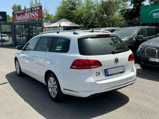 Volkswagen Passat foto 7