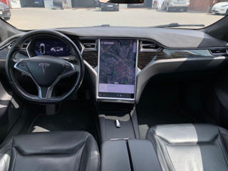 Tesla Model S foto 11