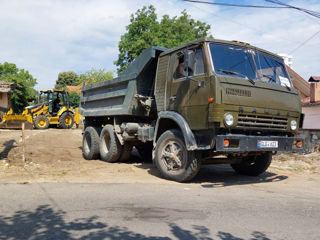 Servicii bobcat,excavator, kamaz,curatim terenuri,demolam,evacuam gunoiul foto 8