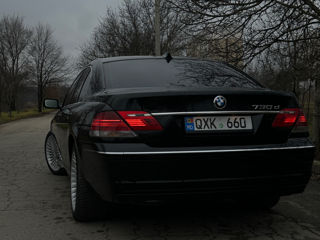 BMW 7 Series foto 2