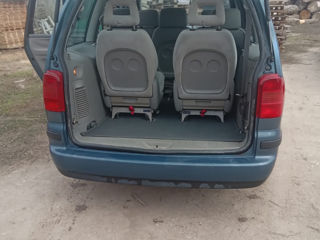 Volkswagen Sharan foto 7