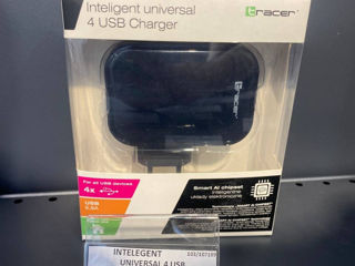 Inteligent universal 4 USB Charger