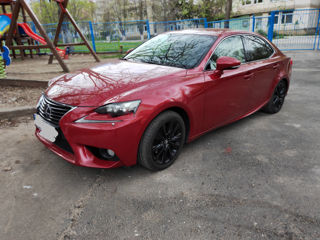 Lexus IS Series