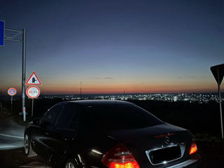 Mercedes E-Class foto 3