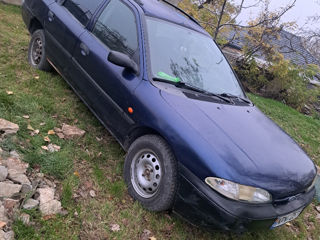 Ford Mondeo foto 3