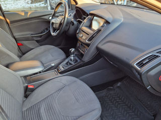 Ford Focus foto 7