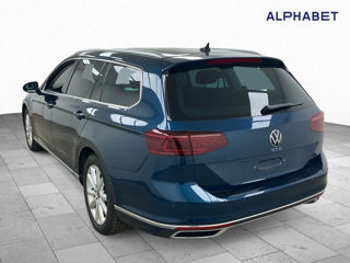 Volkswagen Passat foto 4