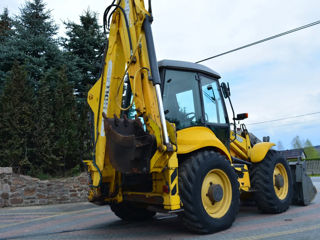 New Holland B foto 5