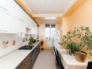 Apartament cu 2 camere, 60 m², Durlești, Chișinău foto 2