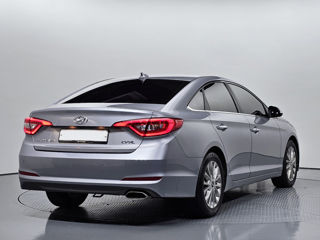 Hyundai Sonata foto 2