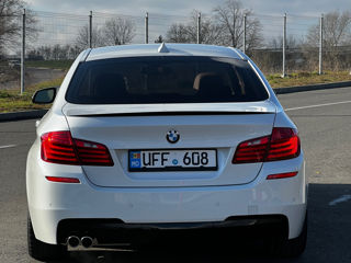 BMW 5 Series foto 5