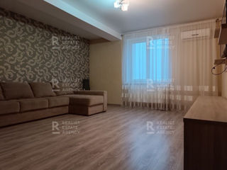 Apartament cu 3 camere, 100 m², Botanica, Chișinău foto 3