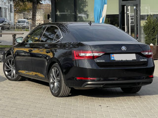 Skoda Superb foto 5