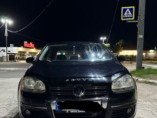 Volkswagen Jetta foto 1