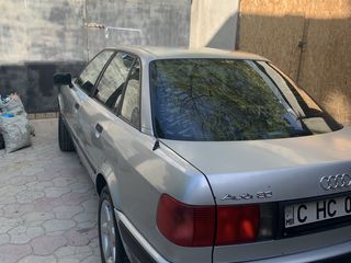 Audi 80 foto 5