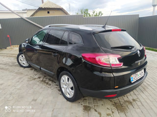 Renault Megane foto 2