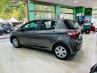 Toyota Yaris foto 3