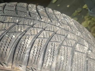 Anvelope Bridgestone iarna 205/55 R16 foto 2